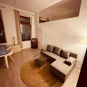 retro-appartement-im-herzen-von-kln-deutz.topcolognehotels.com/
